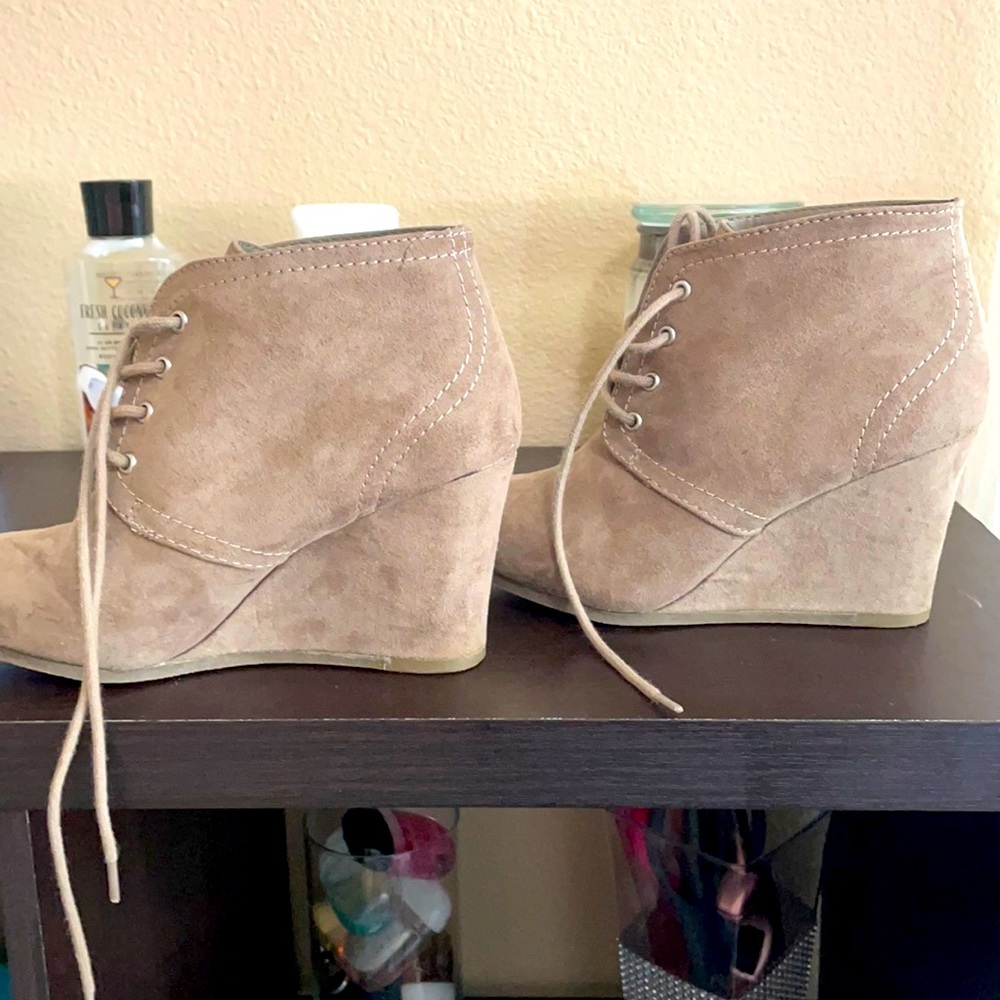 Brown women’s Wedge boots